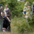 Exclu - La princesse Victoria et le prince Daniel se promènent avec leur fille Estelle et la princesse Madeleine aux abords du palais de Solliden àBorgholm en Suède le 11 juillet 2013.