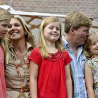 Maxima et Willem-Alexander des Pays-Bas : Ambiance vacances à la maison...
