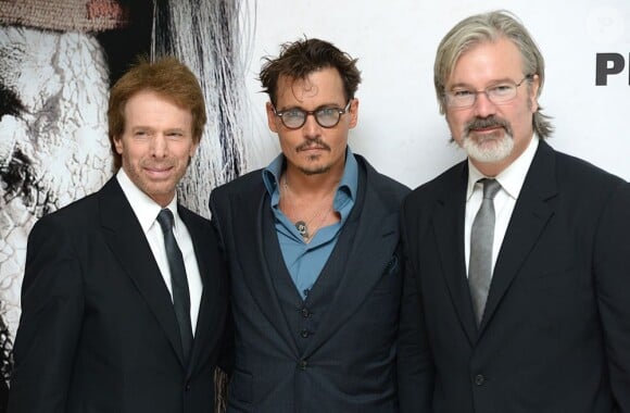 Jerry Bruckheimer, Johnny Depp et Gore Verbinski à l'avant-première de Lone Ranger à Londres le 21 juillet 2013.