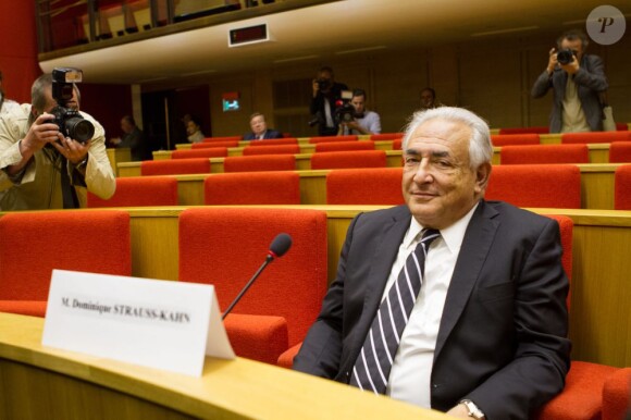 Dominique Strauss-Kahn intervient au Sénat à Paris, le 26 juin 2013.