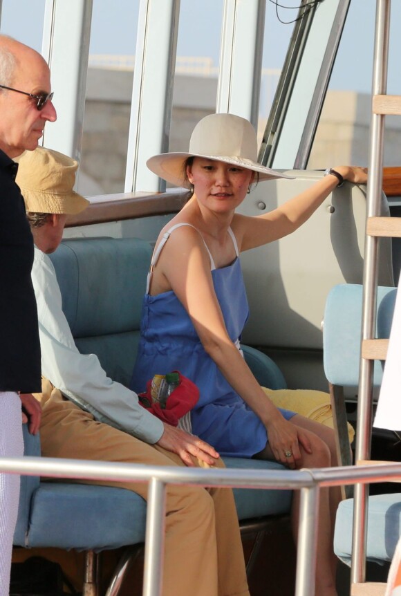 Woody Allen et sa femme Soon-Yi en vacances à Saint-Tropez le 28 juillet 2013.