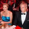 Charlène de Monaco au côté de Michael Bolton au 65e Bal de la Croix-Rouge au Sporting de Monte-Carlo à Monaco le 2 août 2013.