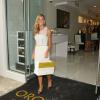 Denise Richards pariticipe à l'ouverture de la boutique Orogold Cosmetics le 31 juillet 2013 à Malibu. 