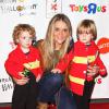 Brooke Mueller et ses jumeaux âgés de 3 ans le 29 octobre 2011.