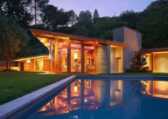 Katy Perry possède également cette sublime villa d'une valeur de 7,2 millions de dollars.