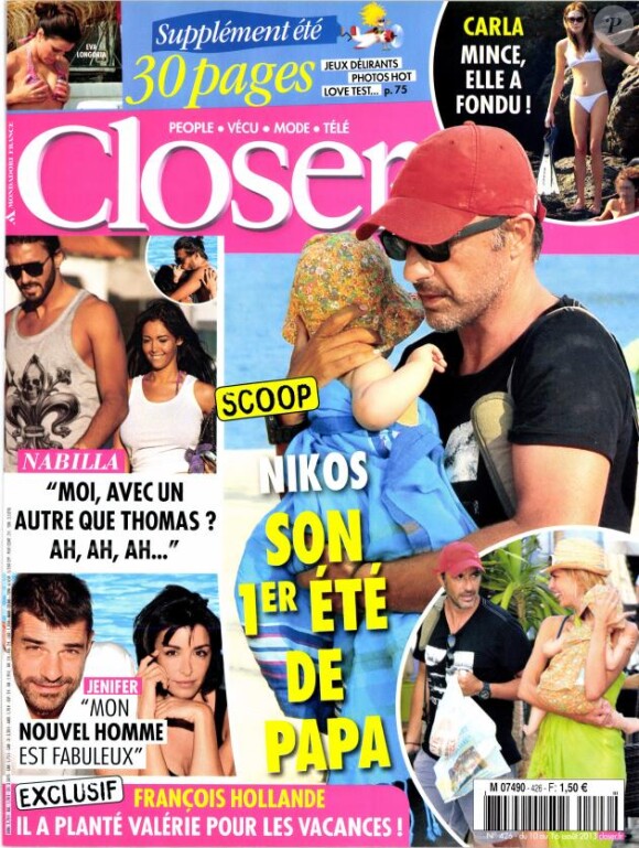Le magazine Closer publié des photos de Nikos Aliagas en vacances et en famille en Grèce, début août 2013.