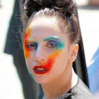Lady Gaga, peinturlurée pour son come-back : 'Applause'... ou pas ?