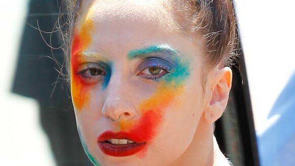 Lady Gaga, peinturlurée pour son come-back : 'Applause'... ou pas ?