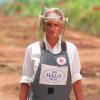 Lady Diana en Angola en janvier 1997, découvrant le travail de déminage de HALO et les actions de la Croix Rouge.