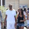 Tony Parker et sa fiancée Axelle Francine se détendent à Saint-Tropez, le 18 aout 2013.