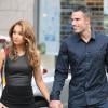 Robin and Bouchra van Persie lors d'un repas entre les joueurs de Manchester United le 20 août 2013 à Manchester.