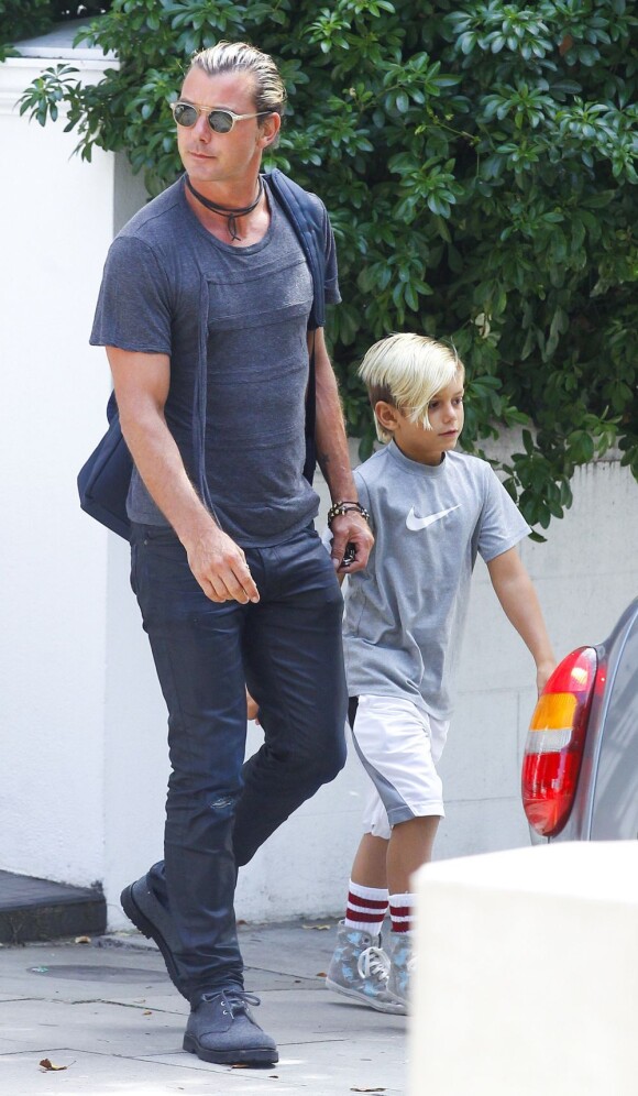 Gavin Rossdale et son fils aîné Kingston (7 ans) à Londres, le 21 août 2013.