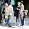 Gwen Stefani, son époux Gavin Rossdale et leurs enfants Kingston et Zuma se baladent à Londres. Le 20 août 2013.
