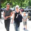 Gwen Stefani, Gavin Rossdale et leur fils Kingston à Londres, le 20 août 2013.