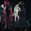 Lady Gaga sur la scène des MTV Video Music Awards à Brooklyn, le 25 août 2013.