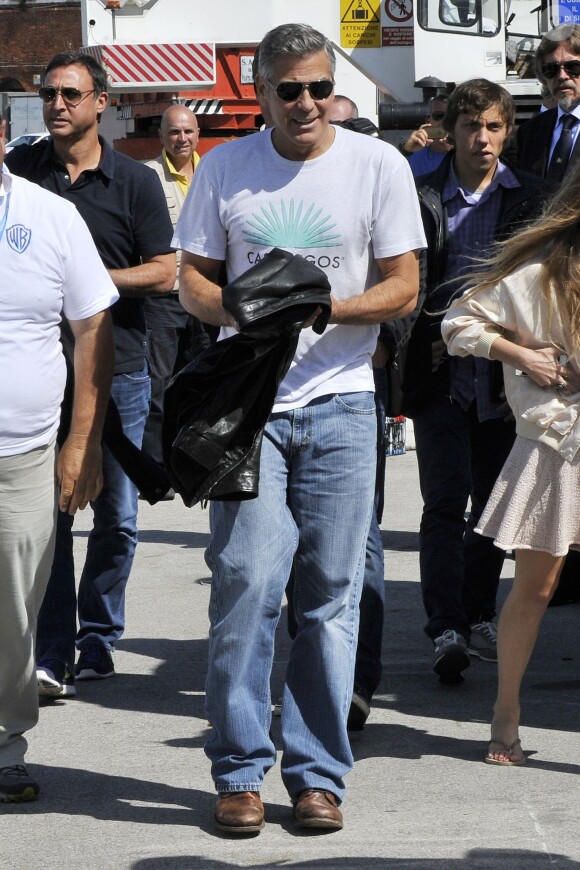 George Clooney arrive au 70e festival du film de Venise, le 27 août 2013.