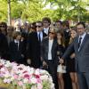 Francis Huster, Francoise Huth, les petites filles de Pierre Huth et James Huth aux obsèques de Pierre Huth à Nogent-sur-Marne le 30 août 2013.