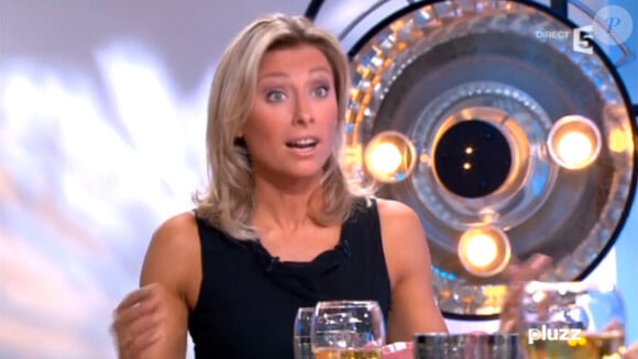 Claire Chazal dans C à vous répond à Anne-Sophie Lapix le 3 septembre 2013 sur France 5