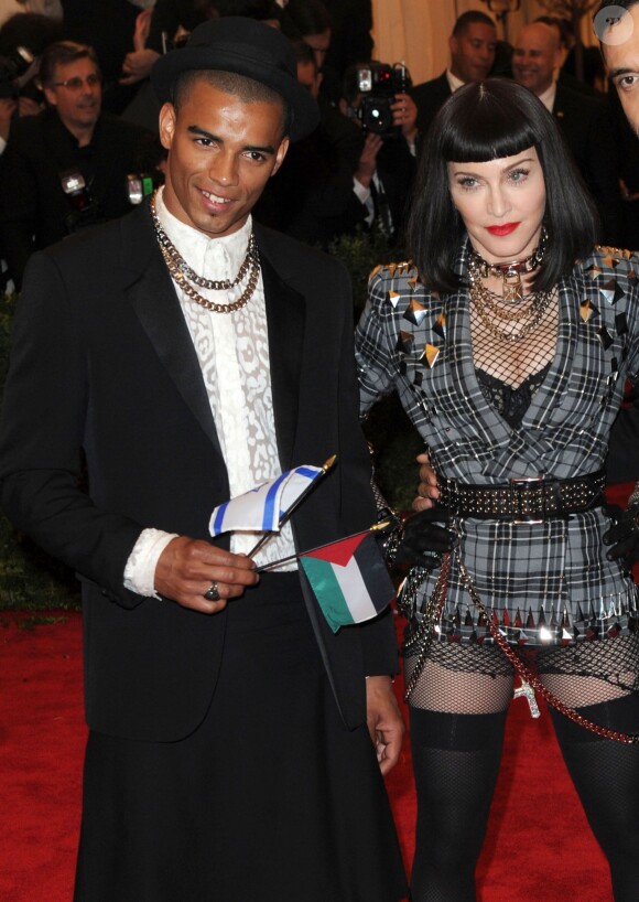 Madonna et Brahim Zaibat à la soirée "'Punk: Chaos to Couture' Costume Institute Benefit Met Gala", à New York, le 6 mai 2013.