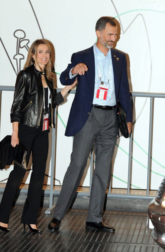 La princesse Letizia d'Espagne s'est ralliée à son mari le prince Felipe et à la délégation espagnole, le 5 septembre 2013 à l'Hôtel Hilton de Buenos Aires en Argentine, afin de soutenir la candidature de Madrid pour les JO 2020 face à Tokyo et Istanbul. Le CIO devait voter el samedi 8 septembre.