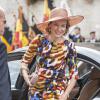 Le look de Mathilde, un atout charme. Le roi Philippe et la reine Mathilde de Belgique ont lancé le 6 septembre 2013 à Louvain, dans le Brabant flamand, leur tournée ''Joyeuses rentrées'' destinée à prendre contact avec leurs sujets suite à l'intronisation du nouveau souverain le 21 juillet.