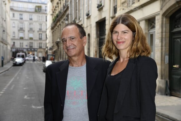 Gérard Miller et sa compagne Anaïs - Soirée du nouvel an juif chez Marek Halter à Paris le 8 septembre 2013.