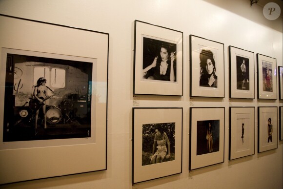 L'exposition "Amy Winehouse: For You I Was a Flame" organisée par la Amy Winehouse Foundation, avec le soutien de la famille de la chanteuse, à la galerie Proud Camden de Londres, le 11 septembre 2013.