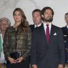 Madeleine de Suède enceinte et son frère Carl Philip lors de l'inauguration de l'exposition "40 ans sur le trône, 40 ans au service de la Suède" dans le cadre du jubilé des 40 ans de règne du roi Carl XVI Gustaf à Stockholm, le 13 septembre 2013