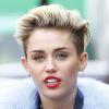 Exclusif - Miley Cyrus à la sortie d'un studio photo à Londres, le 11 septembre 2013.