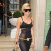 Miley Cyrus sort de son hotel a Londres. Le 11 septembre 2013  11th September 2013. Miley Cyrus seen leaving her London hotel before heading to a studio.11/09/2013 - Londres