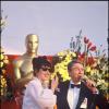 Isabelle Adjani lors de la cérémonie des Oscars 1990