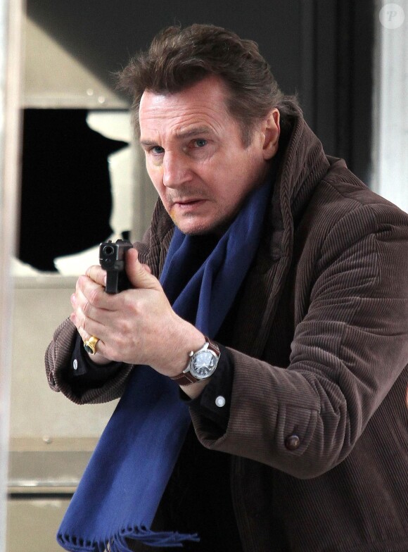 Liam Neeson tourne dans un nouveau film d'action, A Walk Among the Tombstones, à New York le 8 avril 2013.