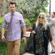Fergie (enceinte) et son mari Josh Duhamel ont assiste à la messe de Pâques à Santa Monica, le 31 mars 2013.