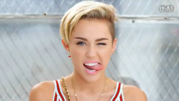 Miley Cyrus, torride dans le clip 23, et toute langue dehors pour Rolling Stone