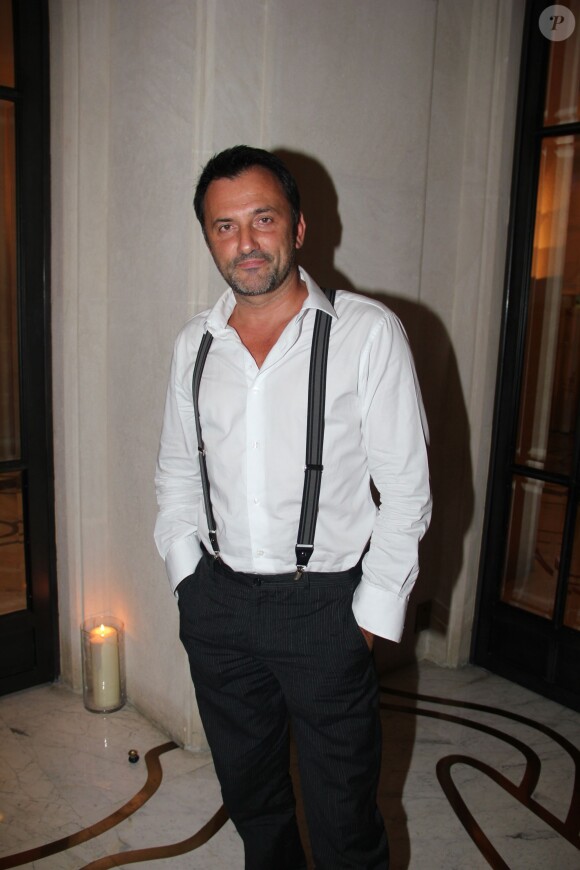 Frédéric Lopez - Inauguration des Instants lyriques à l'hôtel Le Burgundy à Paris le 25 septembre 2013.