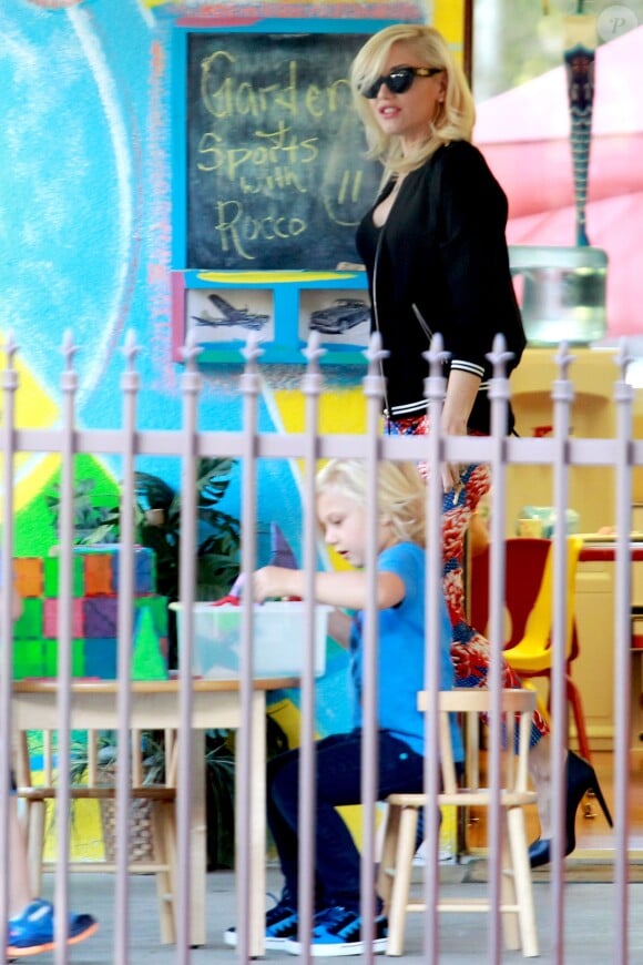 Gwen Stefani conduit son fils Zuma à l'école à Los Angeles, le 26 septembre 2013.