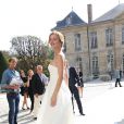 Eva Herzigova arrive au défilé Christian Dior, collection prêt-à-porter printemps-été 2014, au Musée Rodin à Paris. Le 27 septembre 2013