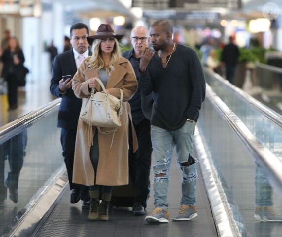 Exclusif
Kim Kardashian et Kanye West a l'aéroport de San Francisco pour prendre un avion pour Paris, le 27 septembre 2013. Sans leur bébé North.