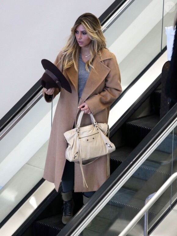 Exclusif
Kim Kardashian et Kanye West a l'aéroport de San Francisco pour prendre un avion pour Paris, le 27 septembre 2013. Sans leur bébé North.