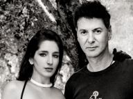 Etienne Daho s'offre une brune aux seins nus pour 'Les Chansons de l'innocence'