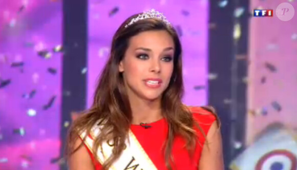 Marine Lorphelin invitée au journal de 13H de TF1 le 30 septembre 2013 - de retour de l'élection Miss Monde 2013 où elle a terminé première dauphine 