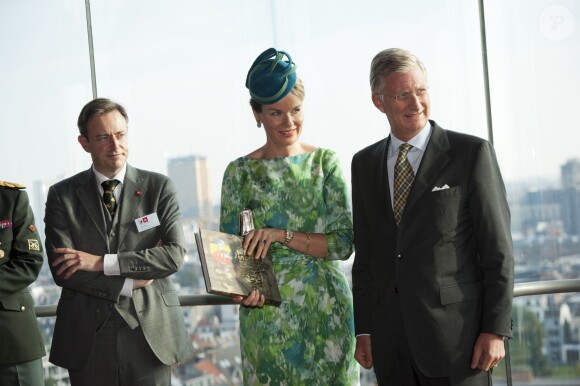 Le roi Philippe et la reine Mathilde de Belgique étaient en visite à Anvers le 27 septembre 2013 dans le cadre de leur tournée ''Joyeuses entrées''.