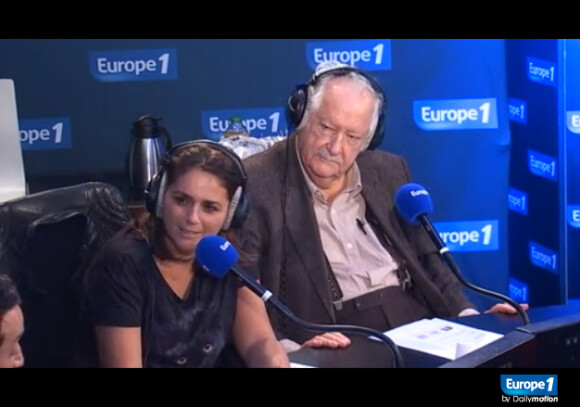 Cyril Hanouna et Valérie Benaïm sur Europe 1, le 1er octobre 2013.