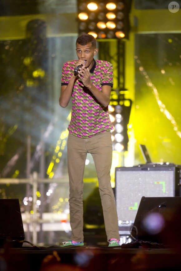 Exclusif - Stromae en concert sur la Grand-Place de Bruxelles lors de la fête de la Fédération Wallonie-Bruxelles, le 27 septembre 2013.
