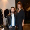 Anthony Vacarello et Caroline de Maigret lors de la présentation de la nouvelle collection d'Anthony Vaccarello à la boutique Montaigne Market pendant la Fashion Week de Paris, le 1er octobre 2013
