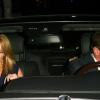 Arnold Schwarzenegger à Beverly Hills en compagnie d'une mystérieuse inconnue, le 20 avril 2013.