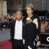 Pharrell Williams et Helen Lasichanh lors des GQ Men of the Year Awards à Londres, le 3 septembre 2013.
