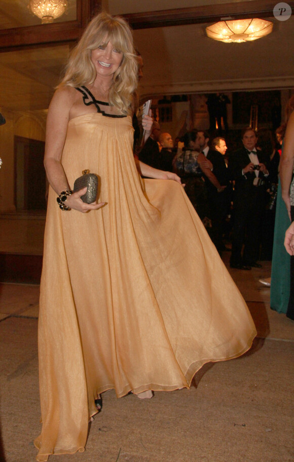 Goldie Hawn se rend au gala de l'amfAR à Rio de Janeiro, le 4 octobre 2013.