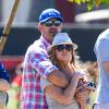 LeAnn Rimes et Eddie Cibrian jouent aux supporters. Mason, le fils de l'acteur, est en plein match, à Los Angeles, le samedi 5 octobre 2013.