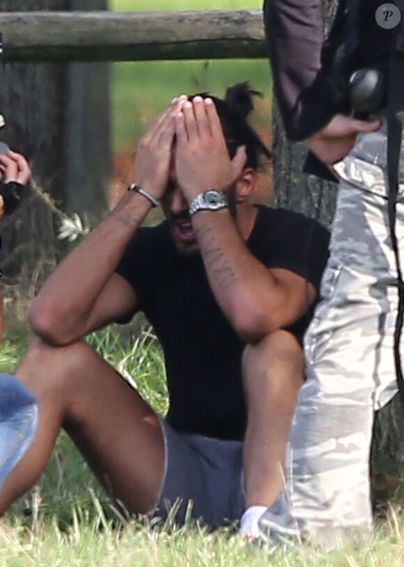 Exclusif - Thomas Vergara, le compagnon de Nabilla Benattia, fait sa séance de sport au bois de Boulogne, le 8 octobre 2013.